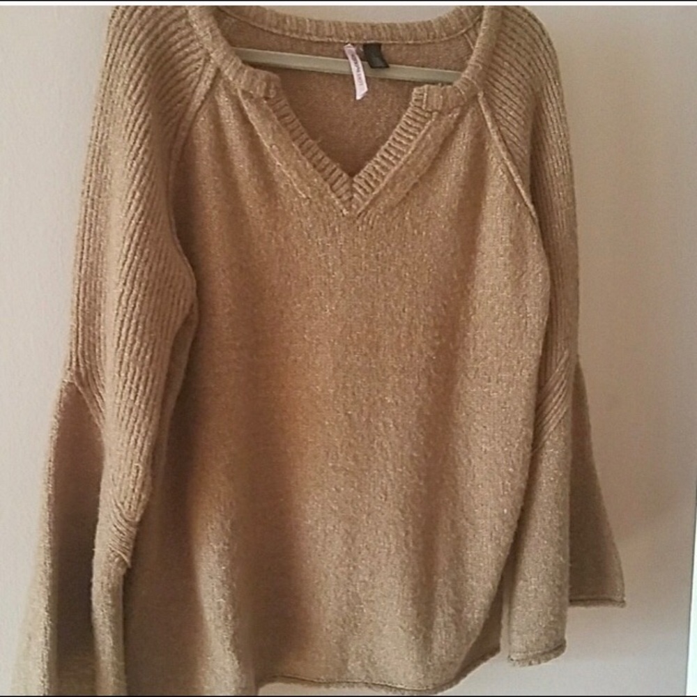 Lovestitch 🛍3 for $49